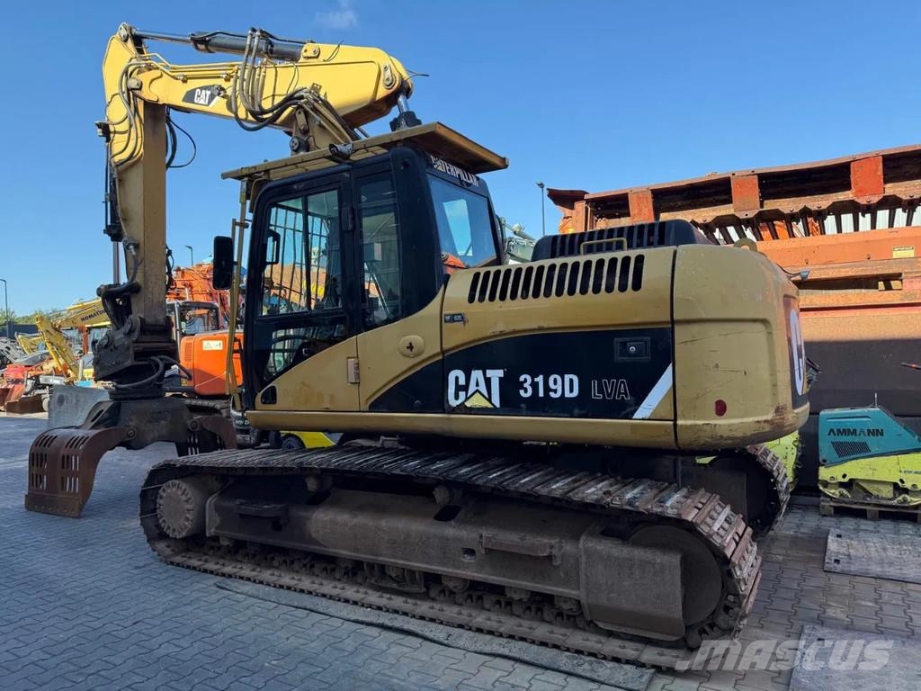 CAT 319D Pásová rýpadla