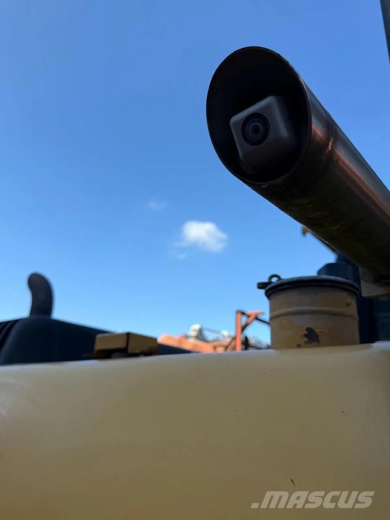 CAT 319D Pásová rýpadla