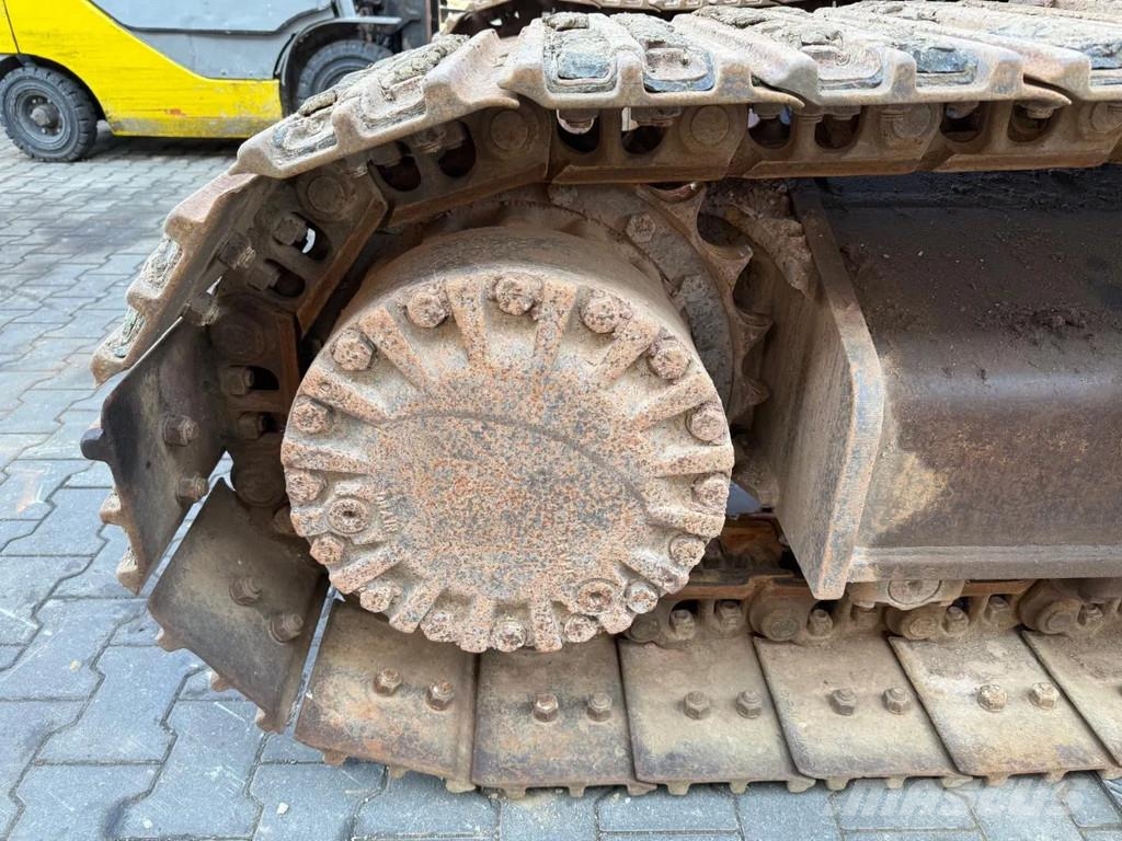 CAT 319D Pásová rýpadla