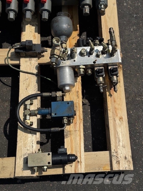 Liebherr Valveblock PILOT SERIA C Hydraulik