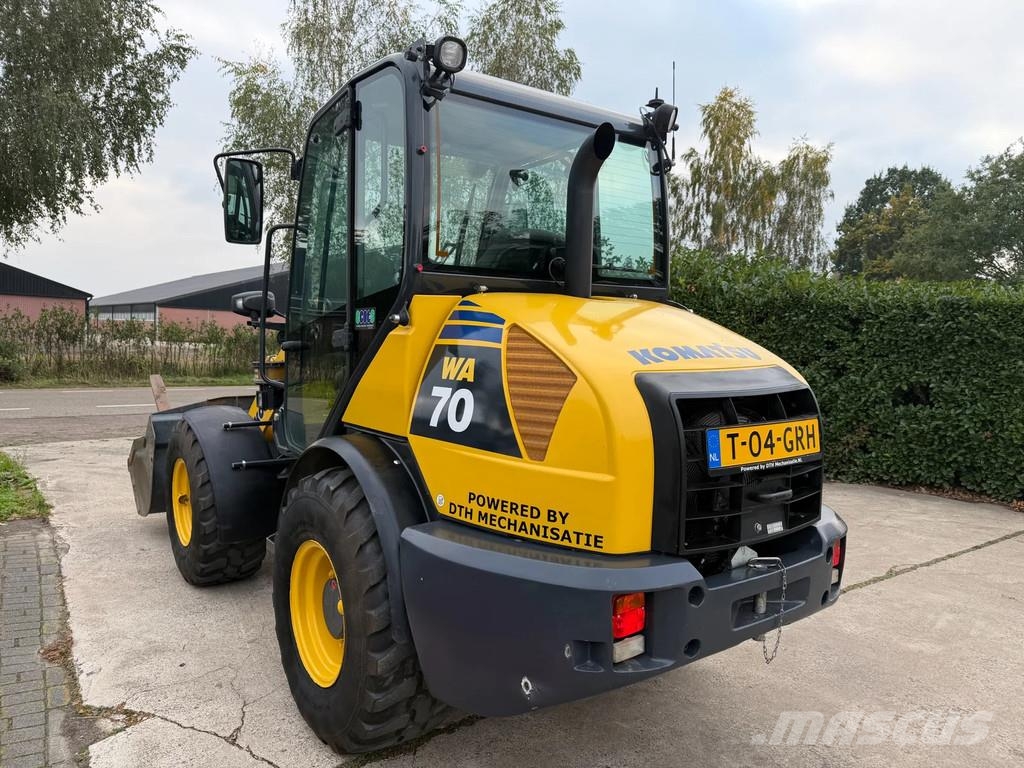 Komatsu WA70 WA 70-7 Wheel loaders