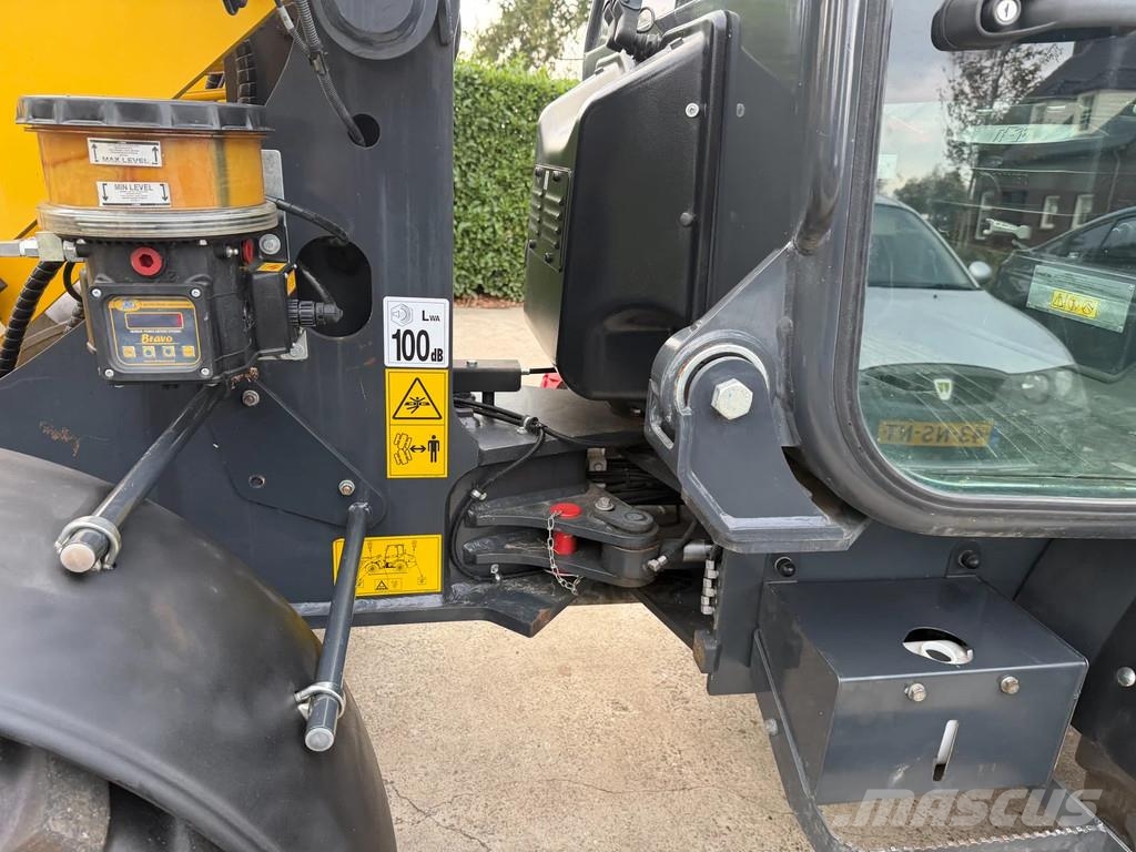 Komatsu WA70 WA 70-7 Wheel loaders