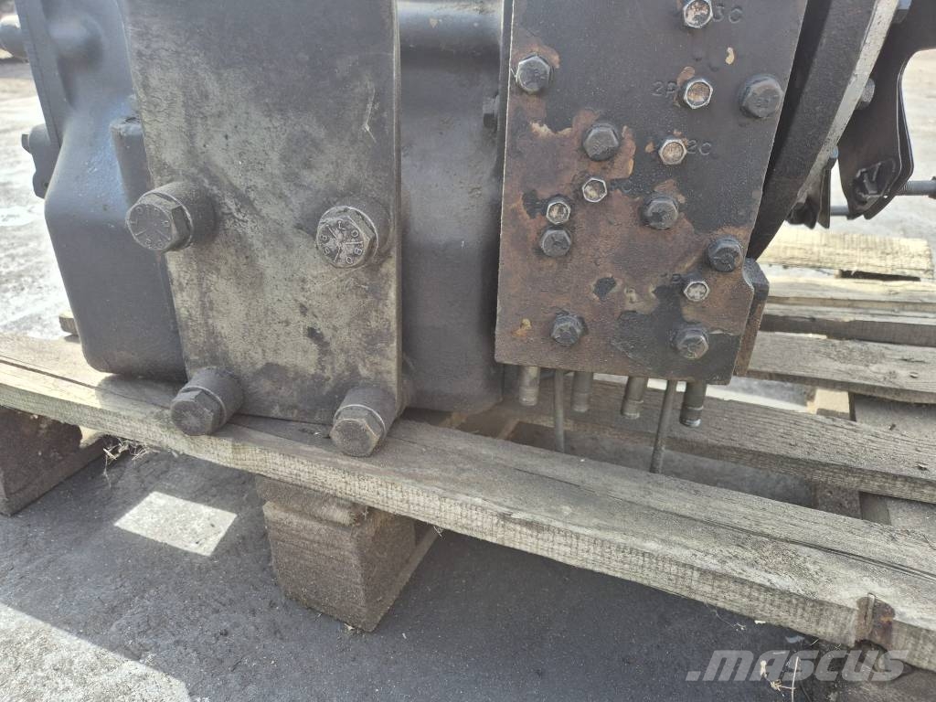 Timberjack 1010 Transmisija