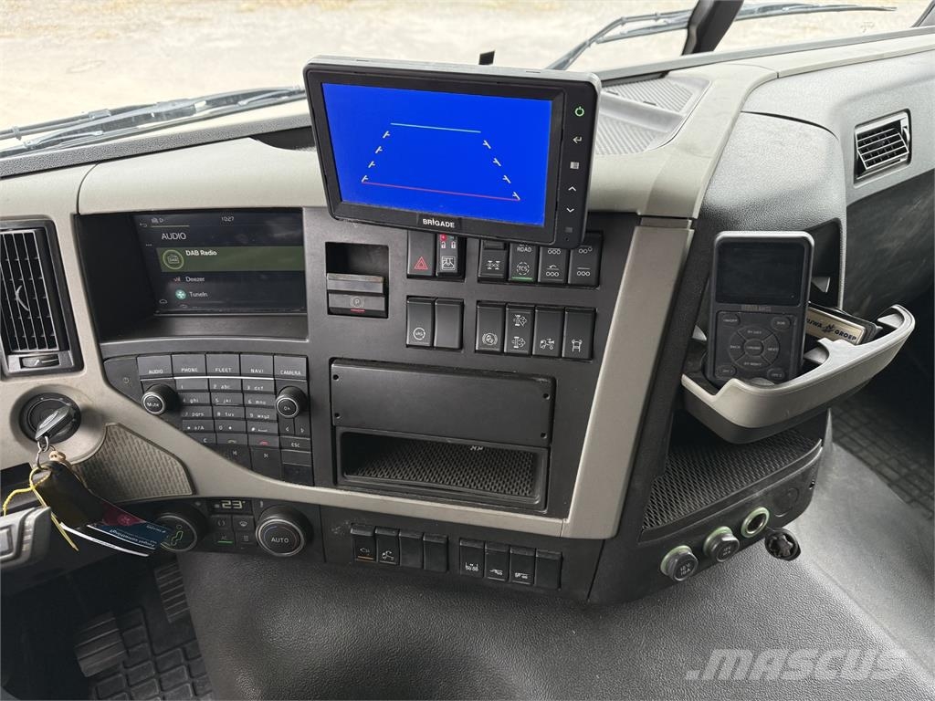 Volvo FM500 8X4 Автомобильные краны