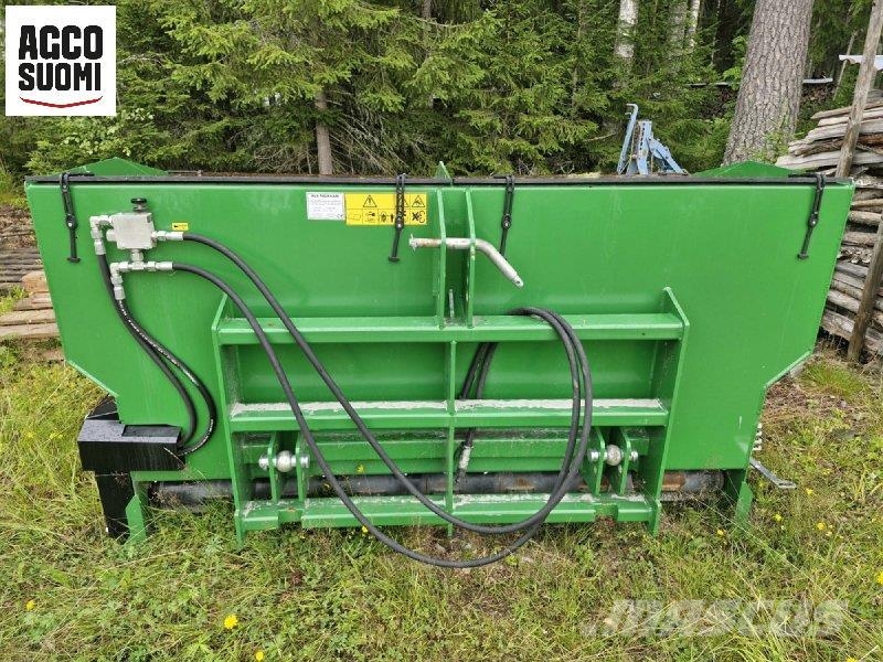 Ala-talkkari HIEKOITUSKAUHA SL 1700 Kum ve tuz serpiciler
