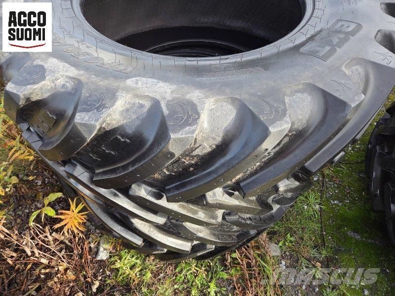 BKT RENKAAT V-Flecto 650/65R38 Pneus, roues et jantes