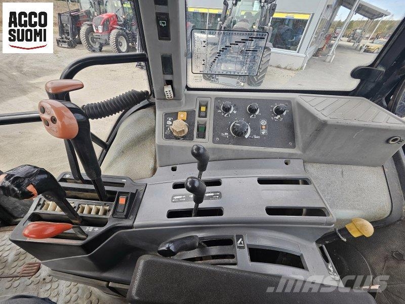 Ford 8340 SLE Traktori