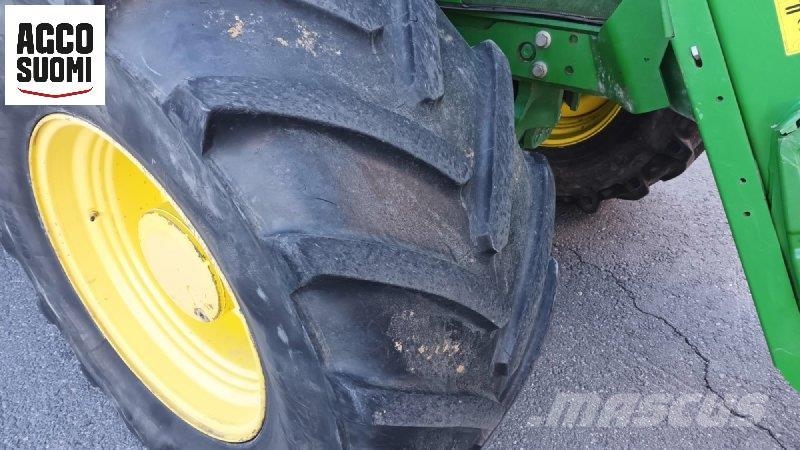 John Deere 6140 R トラクター
