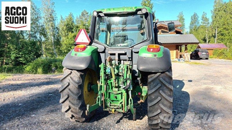 John Deere 6230 Traktory