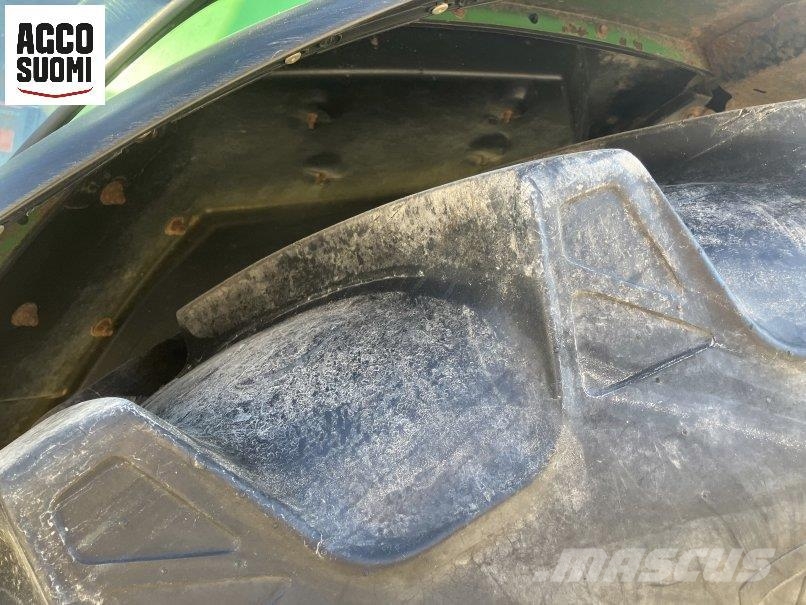 John Deere 6630 PREMIUM Tractoare