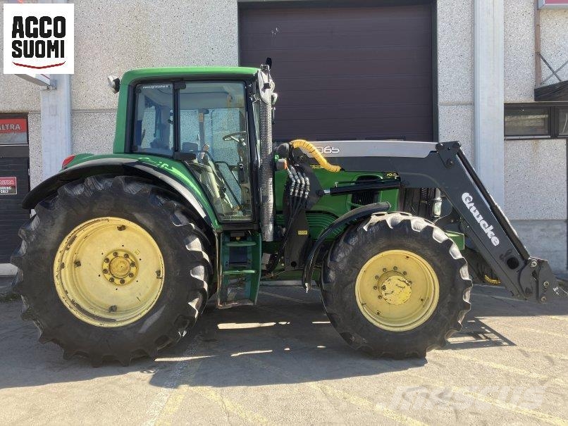 John Deere 6630 PREMIUM Tractoare