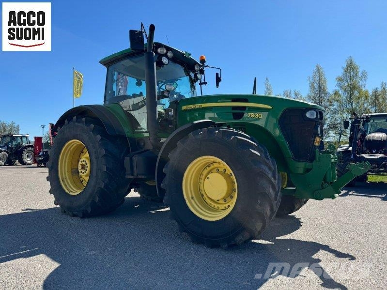 John Deere 7930 Tractors