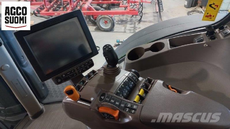 John Deere 8320 R AUTOPOWER الجرارات