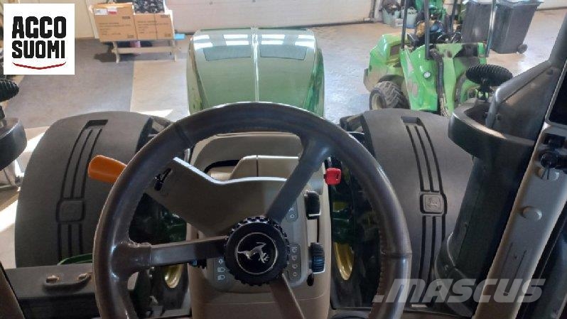 John Deere 8320 R AUTOPOWER الجرارات