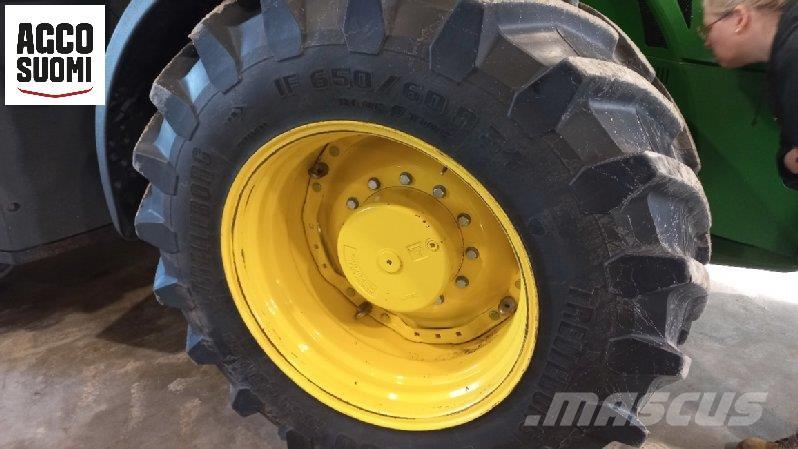 John Deere 8320 R AUTOPOWER الجرارات
