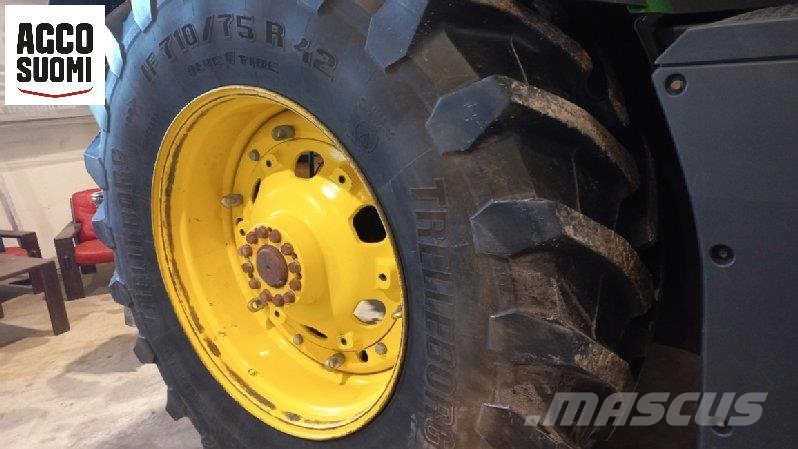 John Deere 8320 R AUTOPOWER الجرارات