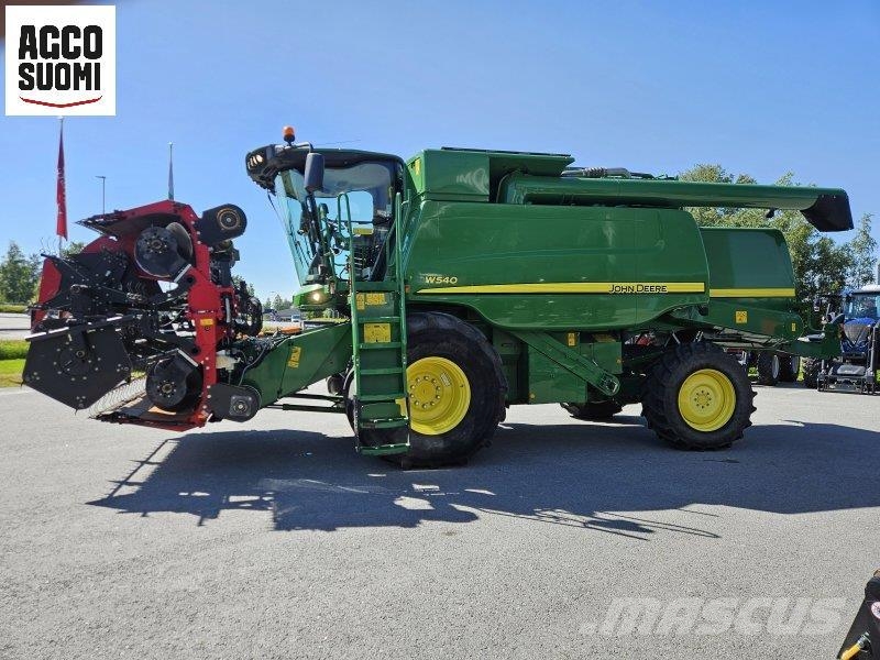 John Deere W540 حصادات