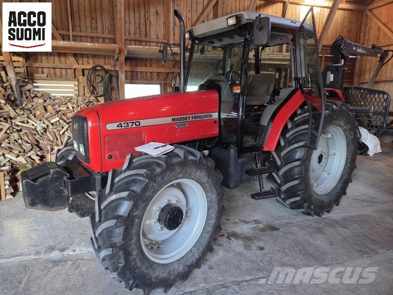 Massey Ferguson 4370 POWER SHUTTLE 24/24 Traktorit