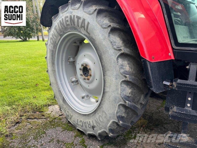 Massey Ferguson 5445 DYNA-4 Tractores