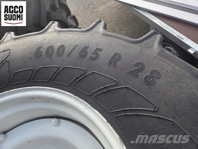 Mitas SST RENKAAT 650/65R42+AC65 600/65R28 säädettävät v Reifen