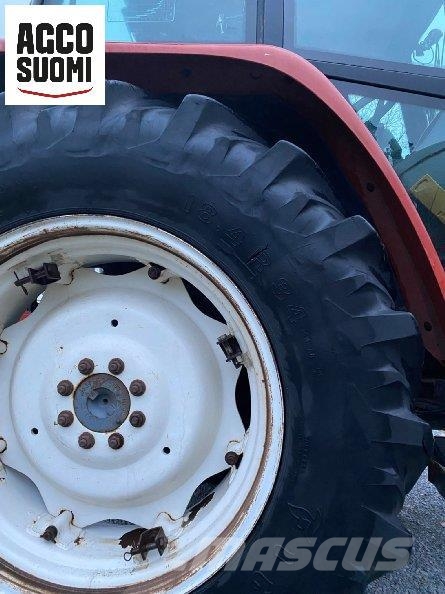 New Holland L85 Traktoren