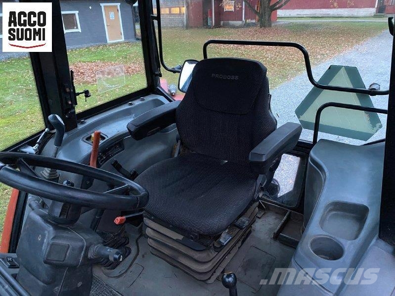 New Holland L85 Traktoren