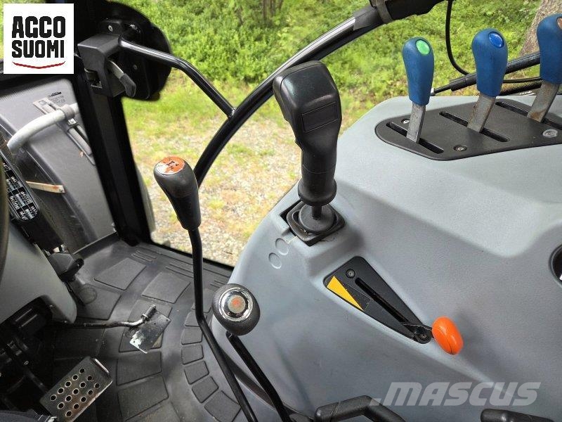 New Holland T5.115 TD トラクター