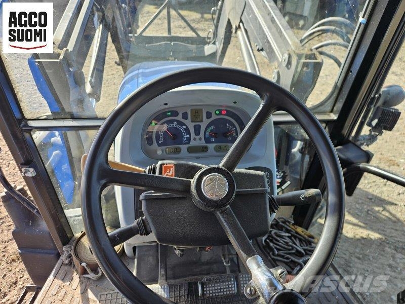 New Holland T5060 DC PS Traktori