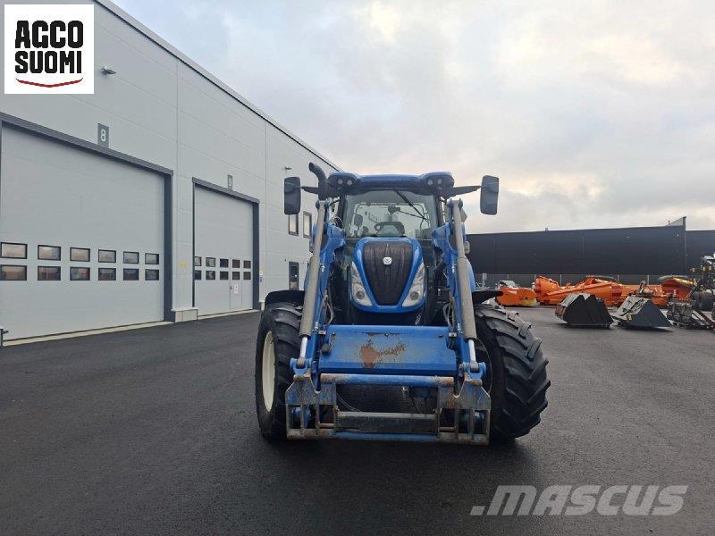 New Holland T6.180 DYNAMIC COMMAND Traktorit