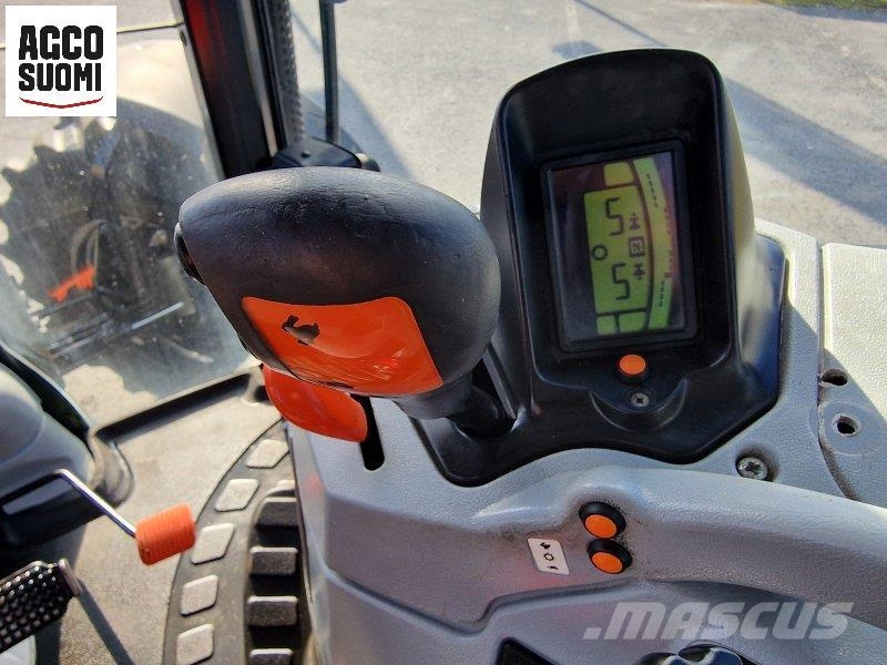 New Holland T6020 EC Traktorit