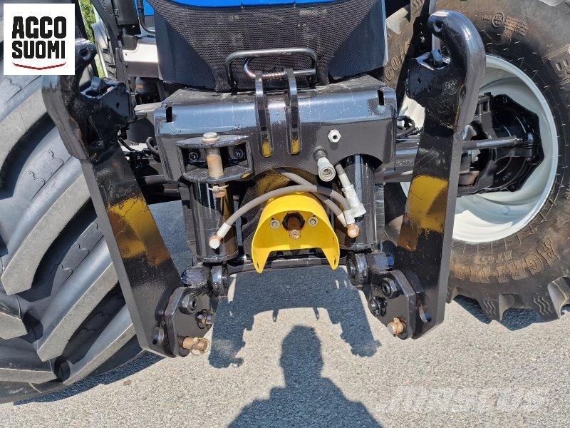 New Holland T7030 AUTOCOMMAND Traktorid