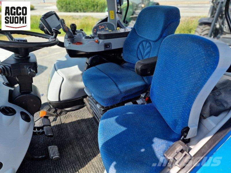 New Holland T7030 AUTOCOMMAND Traktorid