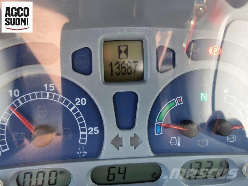 New Holland T7030 AUTOCOMMAND Traktorid