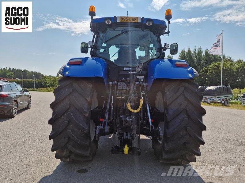New Holland T7030 AUTOCOMMAND Traktorid