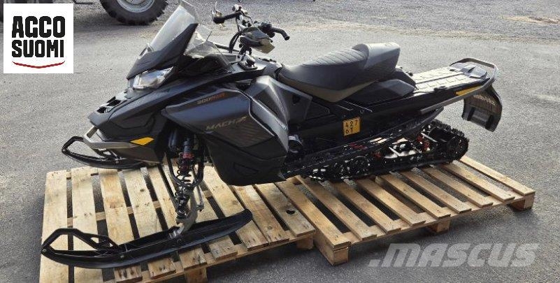 Ski-doo MOOTTORIKELKKA Mach Z 900 Снегоходы
