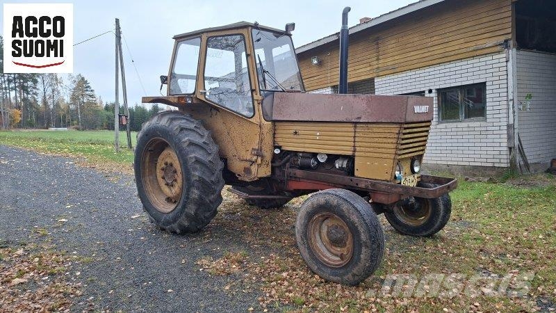 Valmet 702 -2S Traktoriai