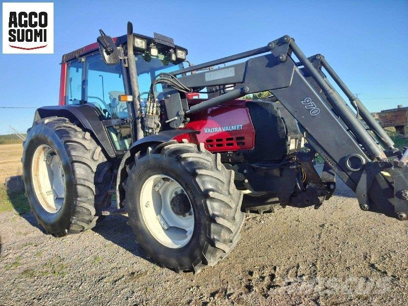 Valtra 6650 Traktoren