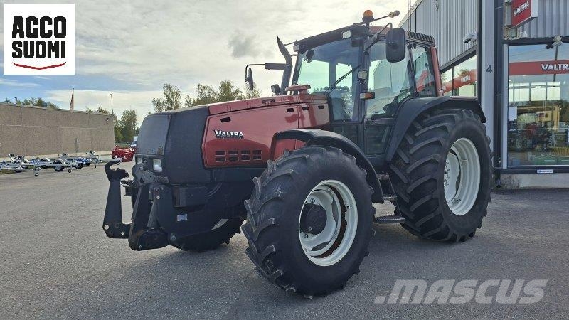 Valtra 8550 HT ETUN.LAITE 拖拉机/农用车
