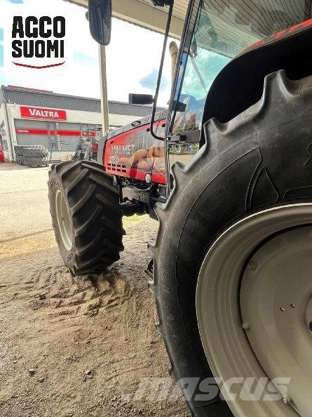 Valtra 8750 MEGA Traktorer