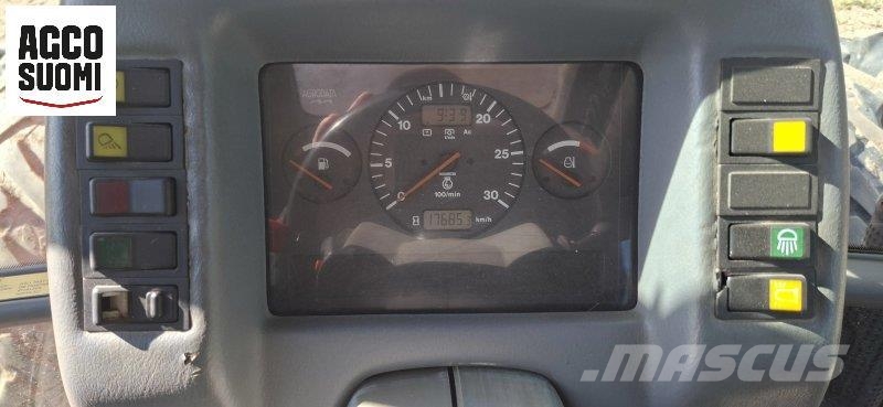 Valtra 8950 HT 拖拉机/农用车
