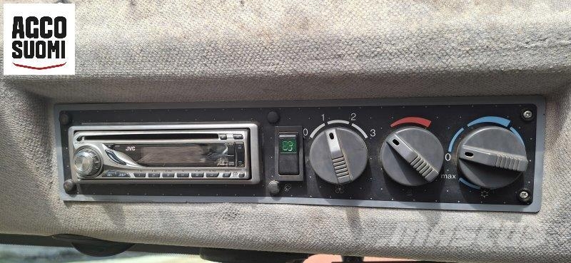 Valtra 8950 HT 拖拉机/农用车