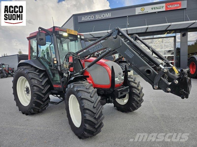 Valtra A75 AC Traktorid
