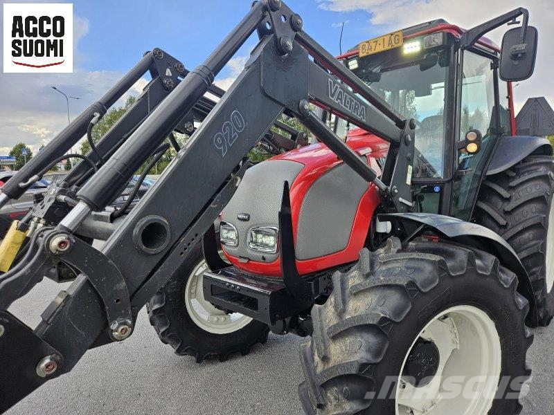 Valtra A75 AC Traktorid