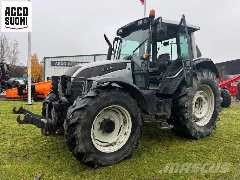 Valtra N121