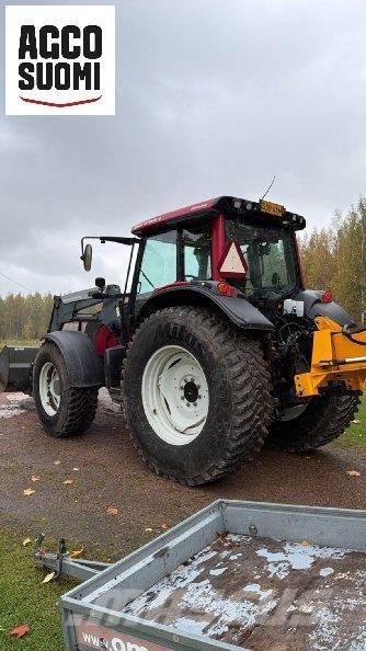 Valtra N121 HT 트랙터