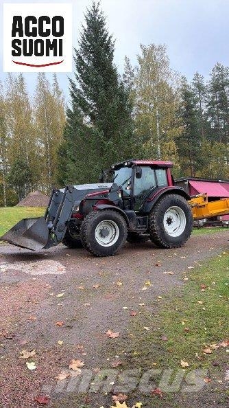 Valtra N121 HT 트랙터