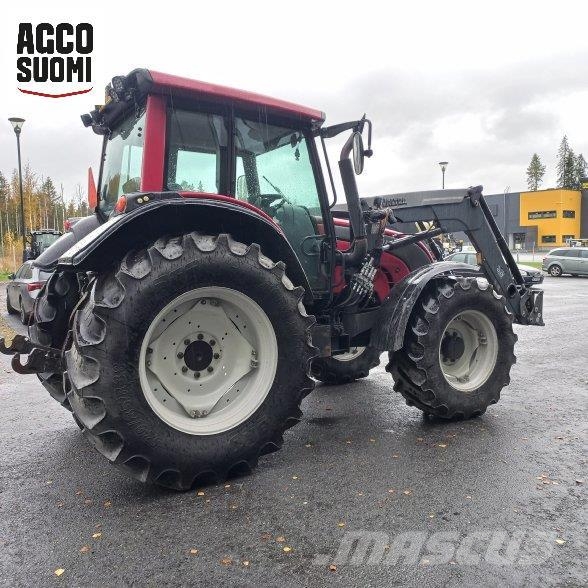 Valtra N121A ADVANCE Tratores Agrícolas usados