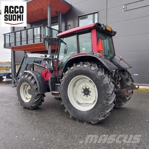 Valtra N121A ADVANCE Tratores Agrícolas usados