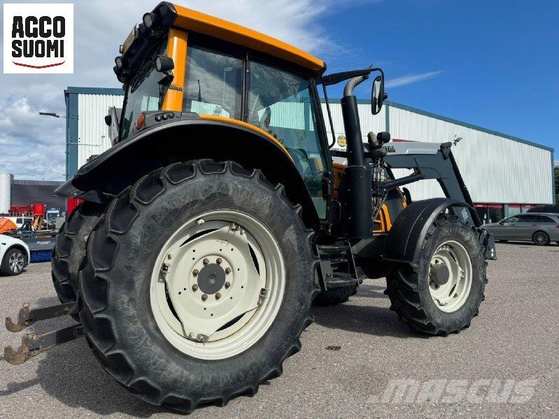 Valtra N123 HITECH Tractoren