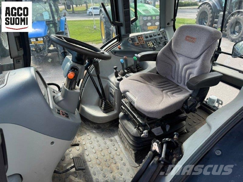 Valtra N123 HITECH Tractoren